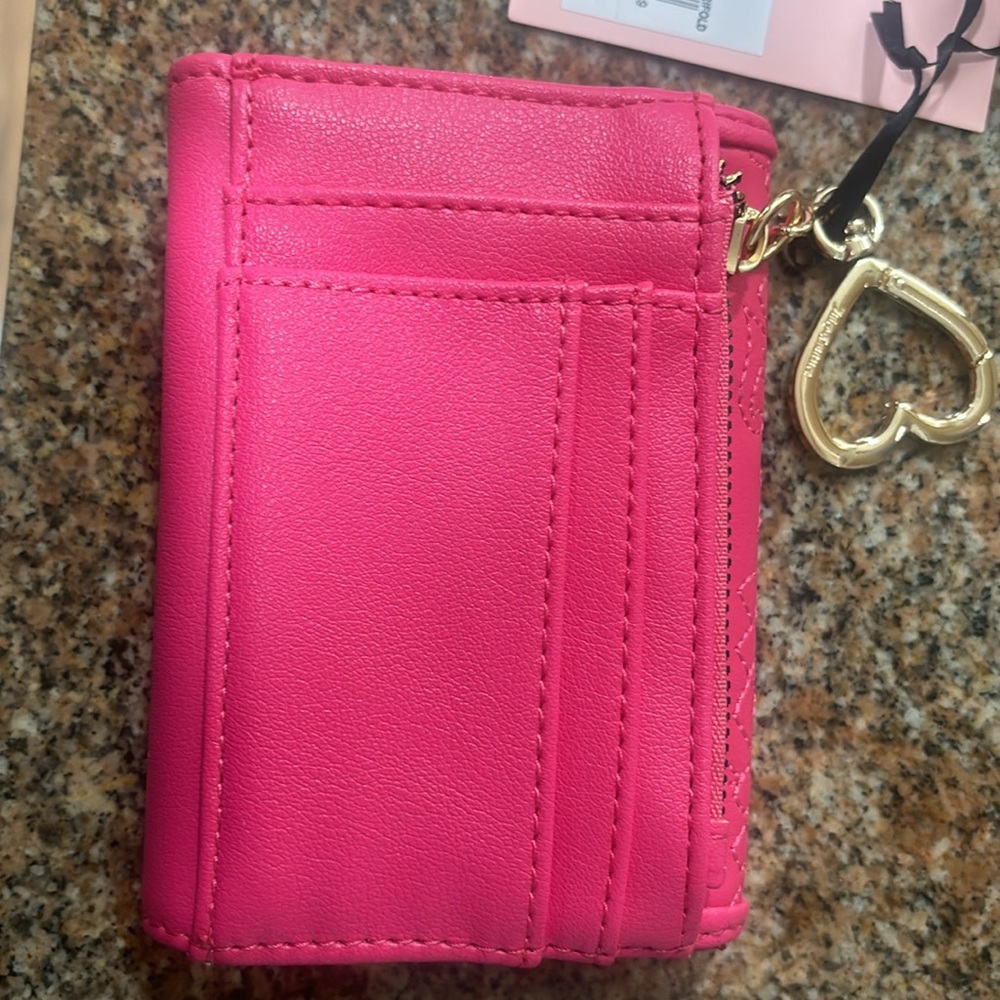 Juicy Couture Los Angeles - Picture 7 of 8